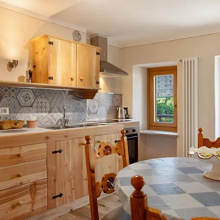 Maison Marcel Sarre Apartman Aosta