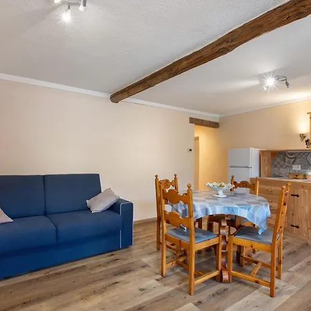 Maison Marcel Sarre דירה *